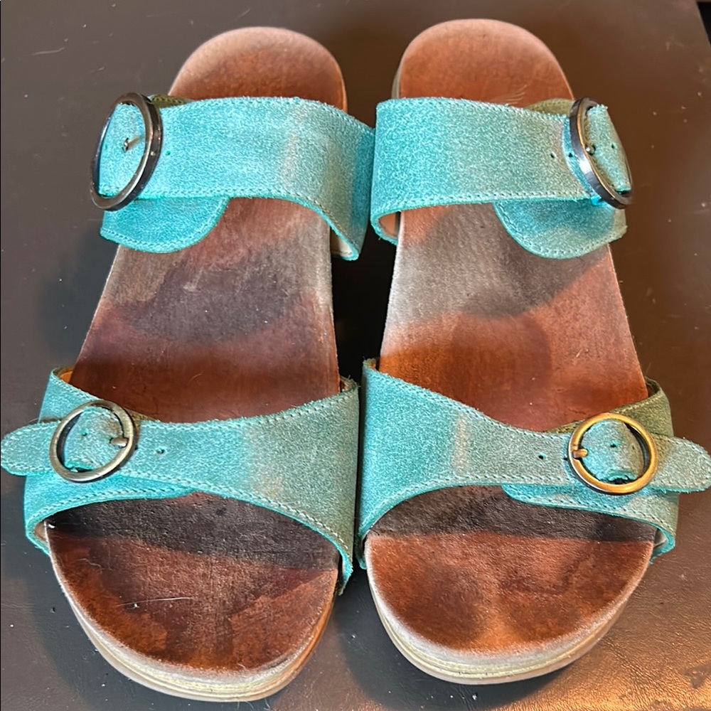 Dansko seafoam Sandals